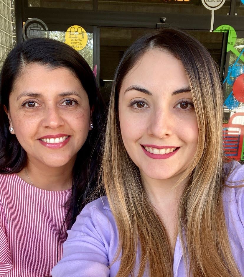 Areli Barrón & Abril Ríos UDEM
